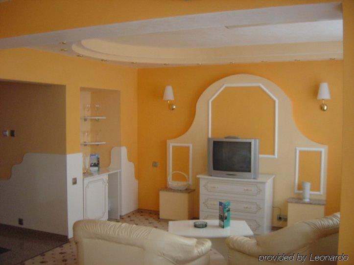 Hotel Carpati Baia Mare Kamer foto