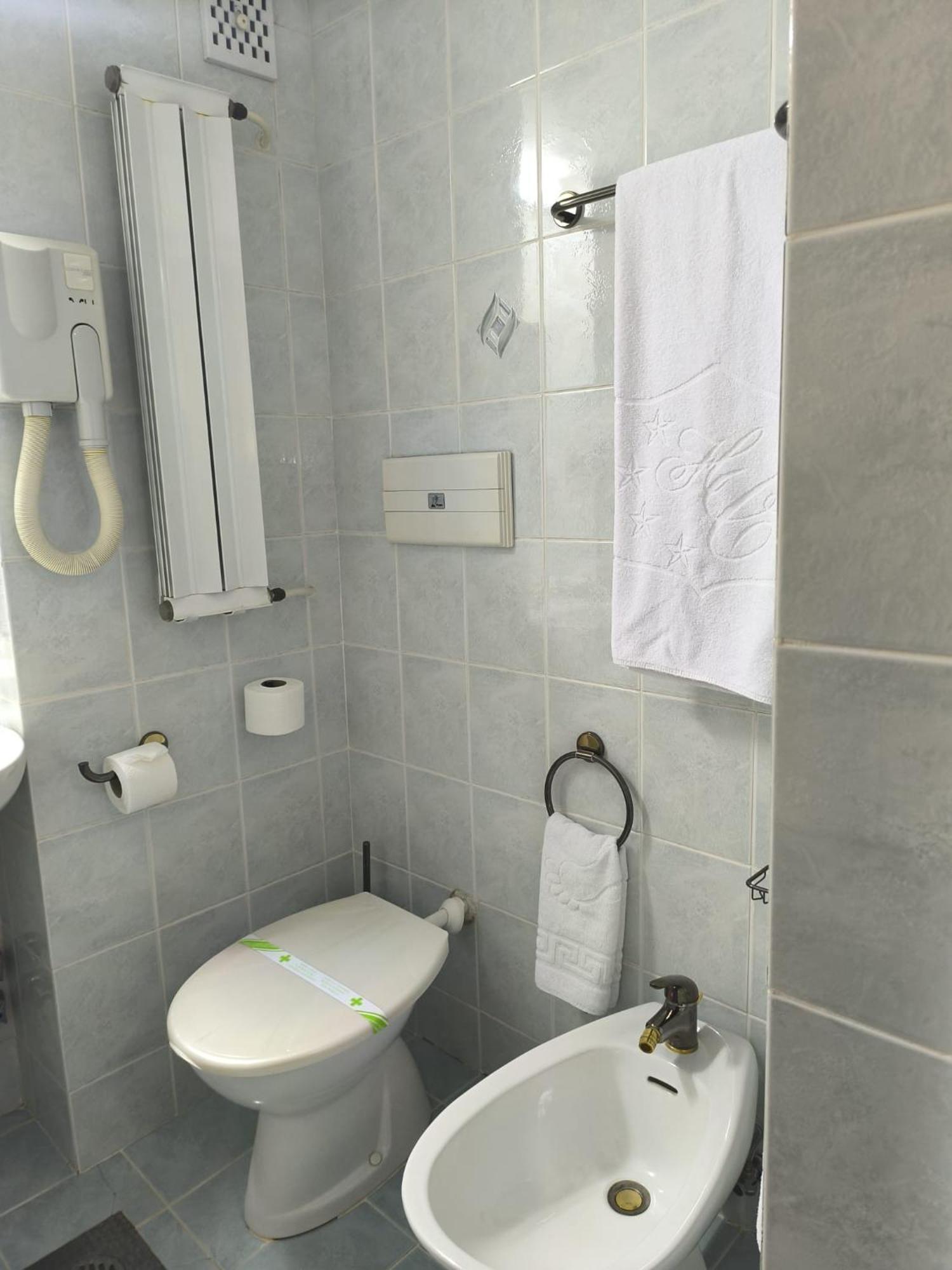 Hotel Carpati Baia Mare Buitenkant foto