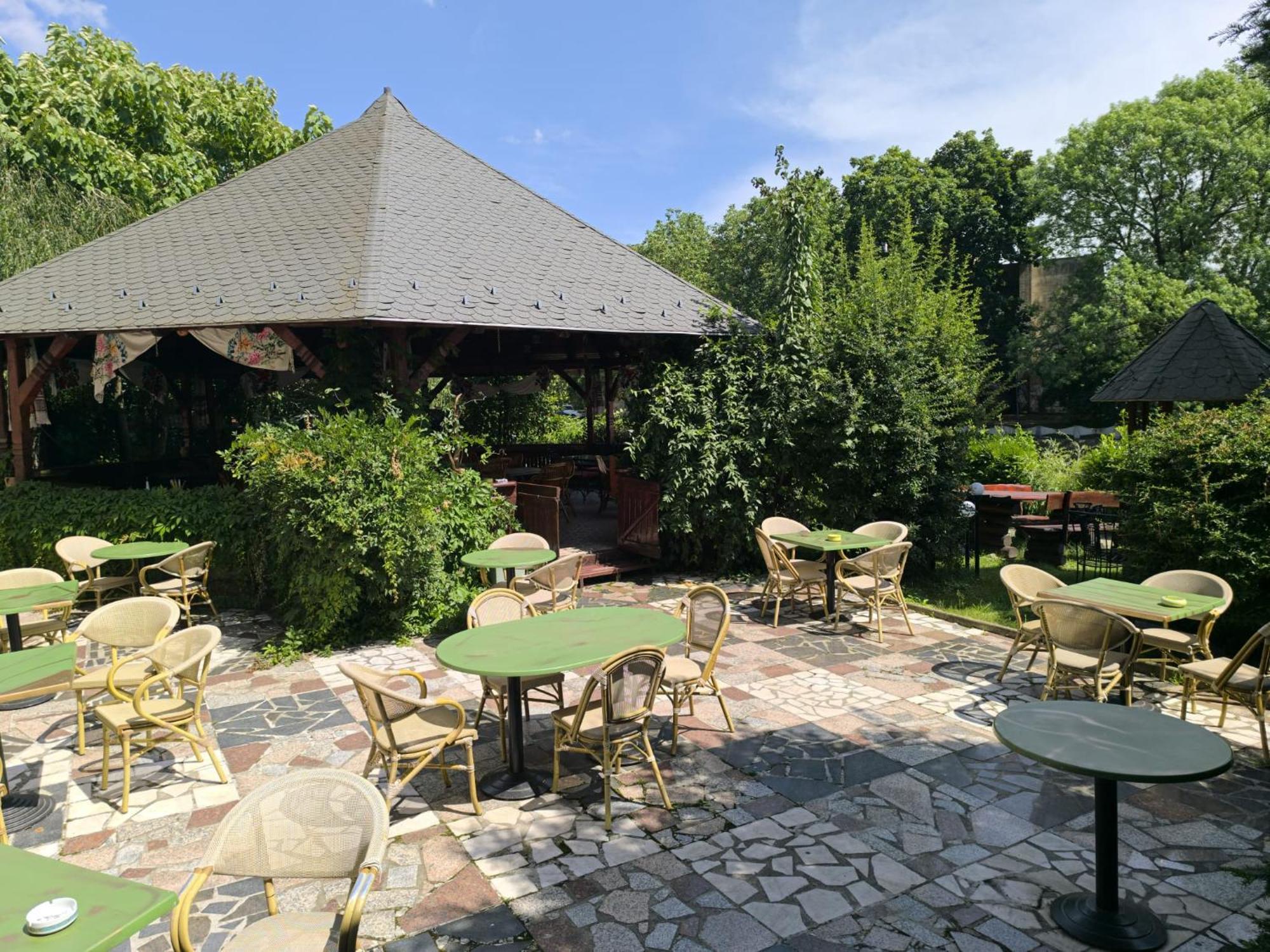 Hotel Carpati Baia Mare Buitenkant foto